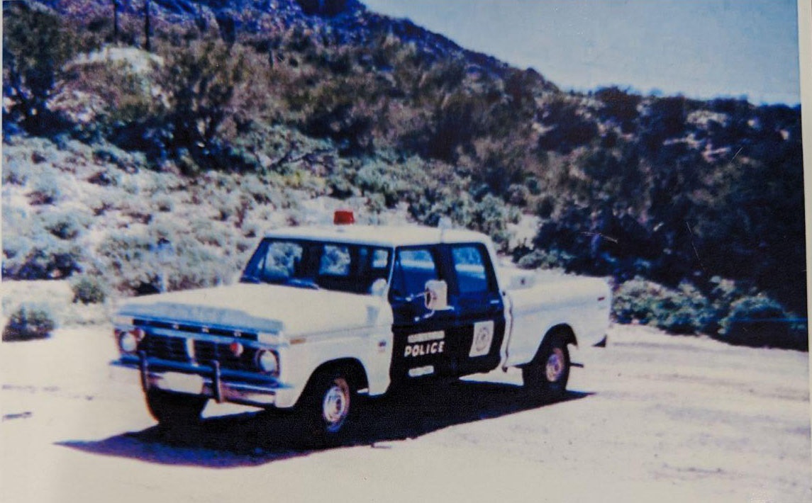 police squad car.jpg