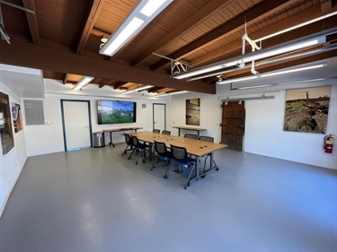 Garage Indoor Space 1