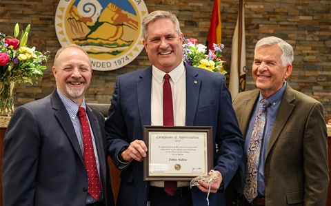 Tobin Sidles with Mayor and town manager_crop.jpg